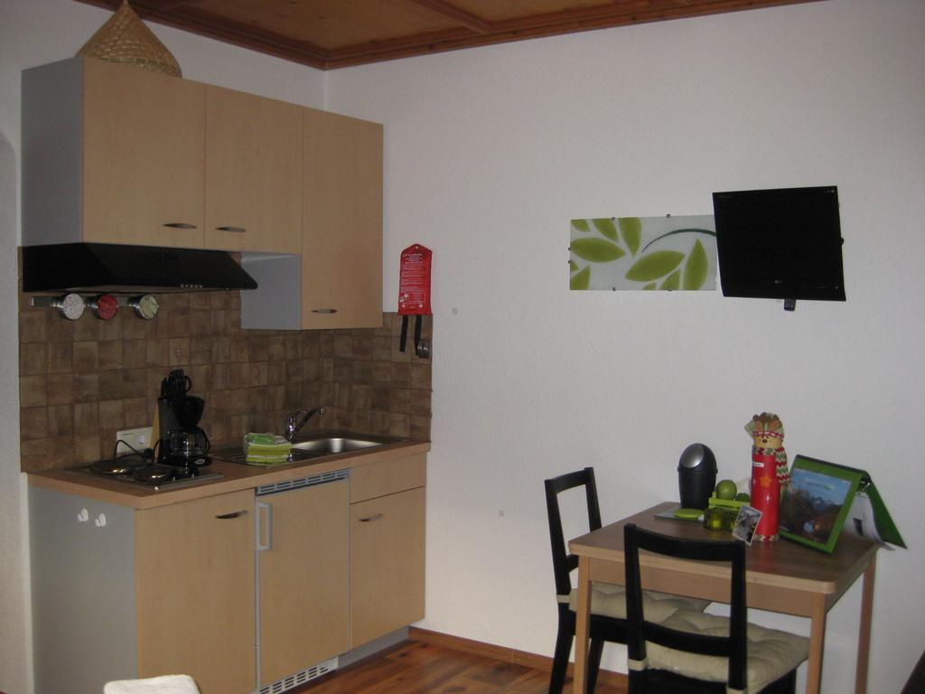 Apart Via Claudia Augusta Apartman Ried im Oberinntal Kültér fotó