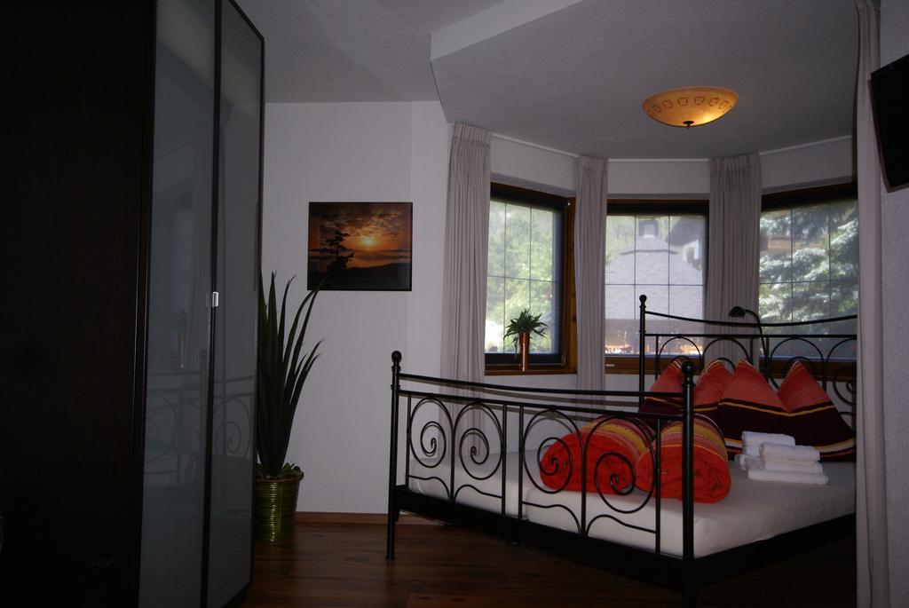 Apart Via Claudia Augusta Apartman Ried im Oberinntal Kültér fotó